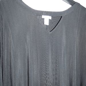 Black silky blouse 5x